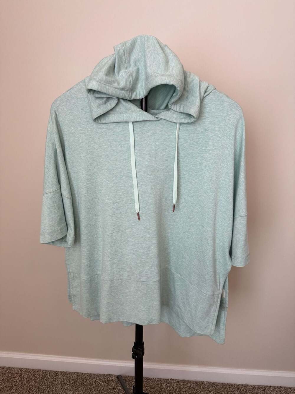 CALIA by Carrie Underwood Women's Short Sleeve Hoodie Size XL
